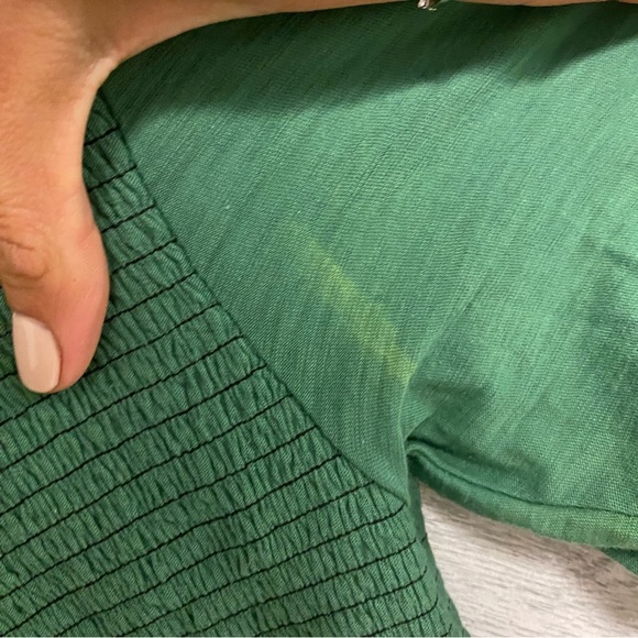 NATION LTD | Bardot Gathered Sleeve Tee In Fern Green Smocked Size L REVOLVE - Picture 9 of 11